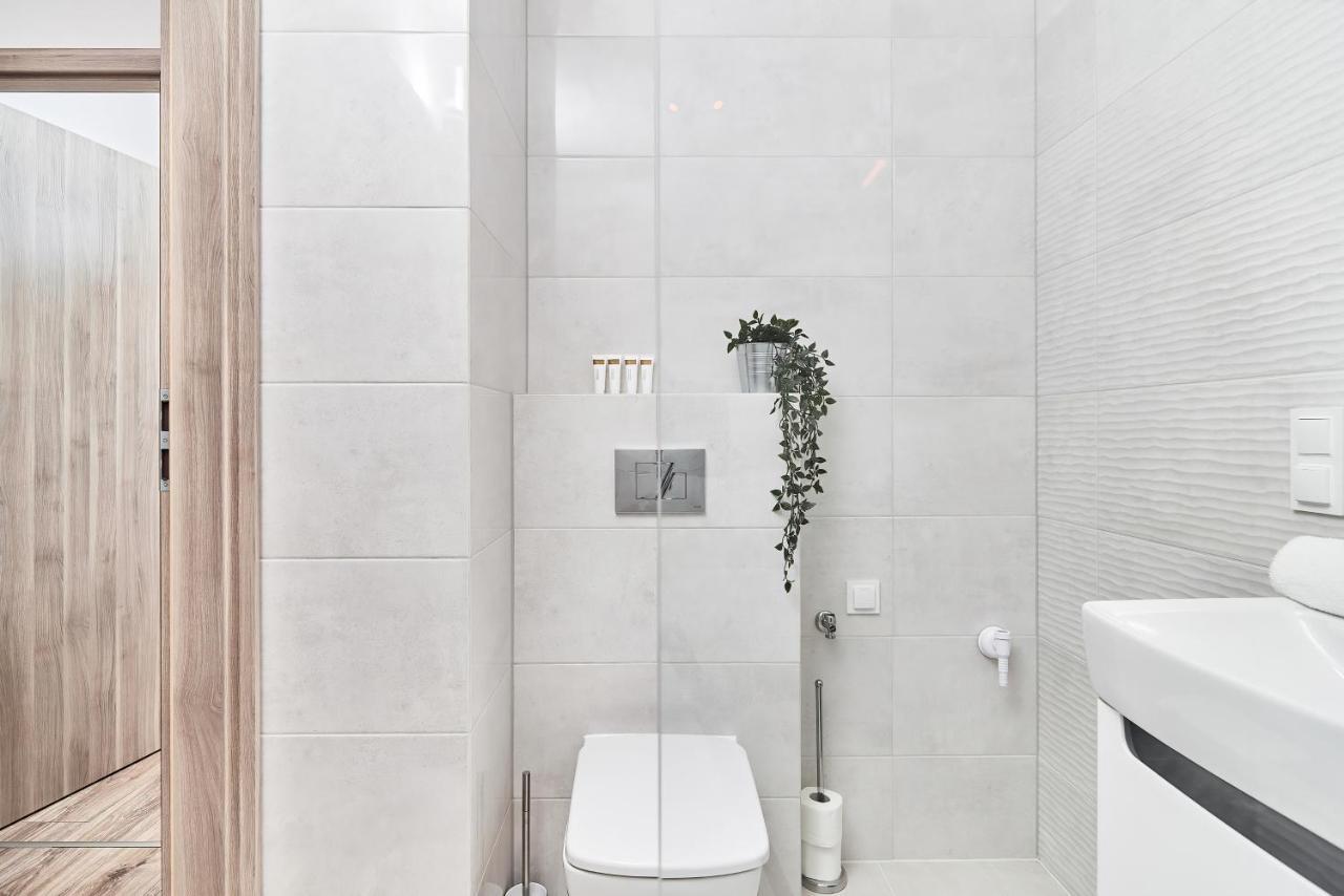 Modern Apartments Wroclaw By Renters Εξωτερικό φωτογραφία